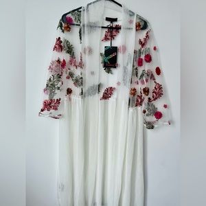 FLORAL EMBROIDERY MIDI COAT
-BRAND NEW WITH TAGS